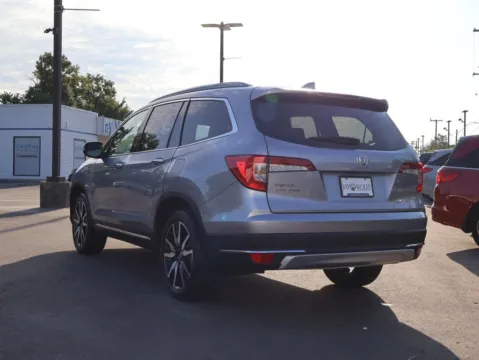 More photos of 2022 Honda Pilot Elite at Jay Wolfe Honda, MO