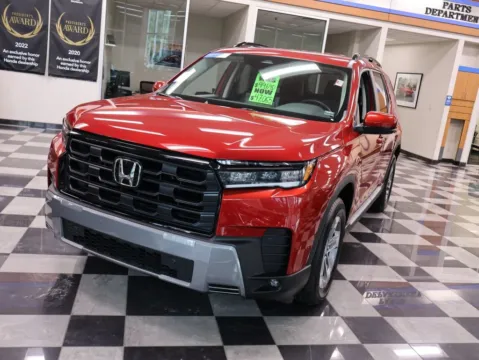 Another view of 2026 Honda Pilot EX-L for sale in Kansas City, MO at Jay Wolfe Honda