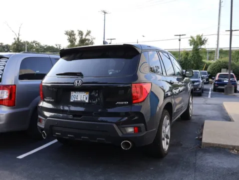 More photos of 2024 Honda Passport EX-L at Jay Wolfe Honda, MO