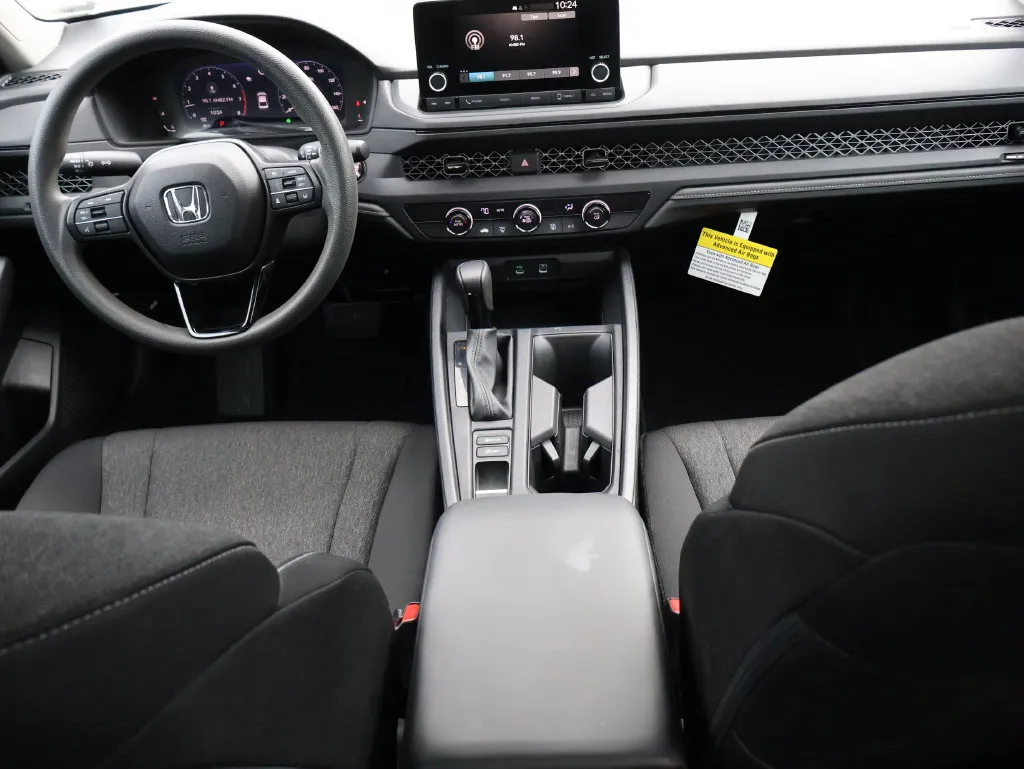 2024 Honda Accord LX - Photo 13