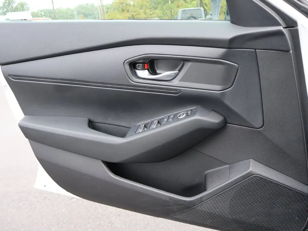 2024 Honda Accord LX - Photo 27