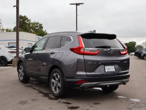 More photos of 2018 Honda CR-V EX at Jay Wolfe Honda, MO