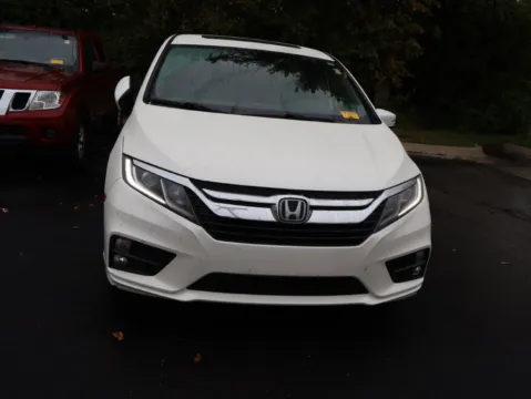 Photos of 2018 Honda Odyssey EX-L for sale in Kansas City, MO at Jay Wolfe Honda