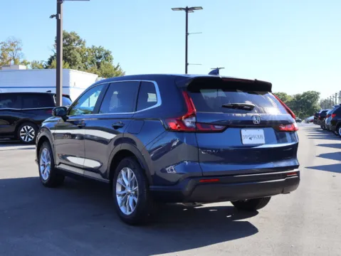 More photos of 2024 Honda CR-V EX-L at Jay Wolfe Honda, MO