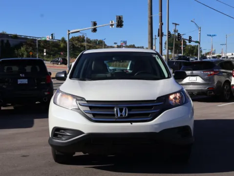 Photos of 2013 Honda CR-V LX for sale in Kansas City, MO at Jay Wolfe Honda
