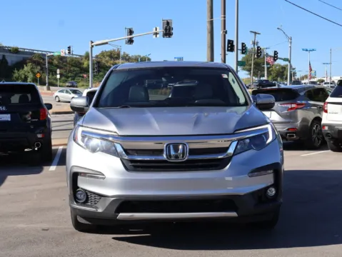 Photos of 2019 Honda Pilot EX-L for sale in Kansas City, MO at Jay Wolfe Honda