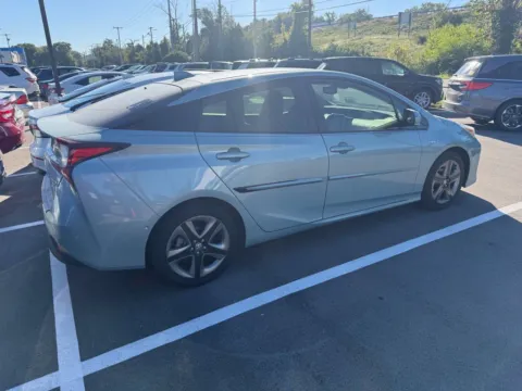 More photos of 2020 Toyota Prius Limited at Jay Wolfe Honda, MO