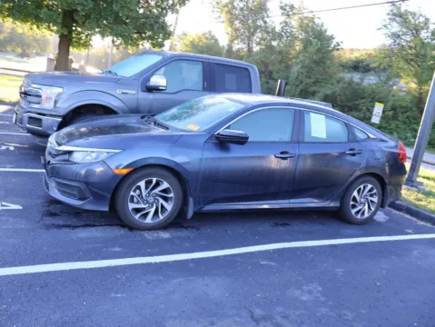 More photos of 2017 Honda Civic Sedan EX at Jay Wolfe Honda, MO