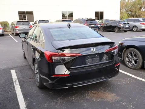 More photos of 2024 Honda Civic Sedan EX at Jay Wolfe Honda, MO