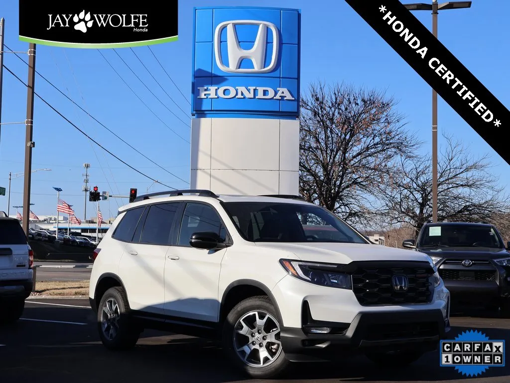 White 2023 Honda Passport TrailSport for sale in Kansas City, MO