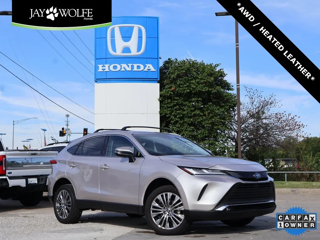 2024 Toyota Venza XLE