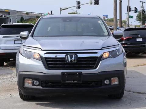 Photos of 2020 Honda Ridgeline RTL for sale in Kansas City, MO at Jay Wolfe Honda
