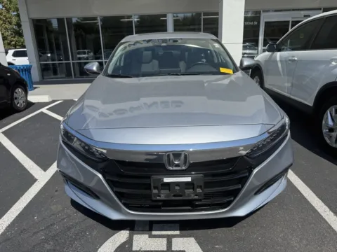 Photos of 2018 Honda Accord Sedan Touring 1.5T for sale in Kansas City, MO at Jay Wolfe Honda
