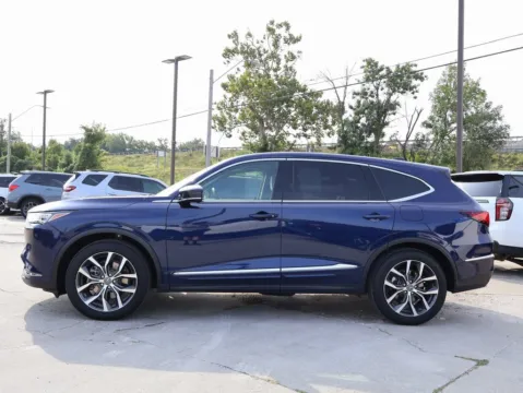 More photos of 2023 Acura MDX w/Technology Package at Jay Wolfe Honda, MO