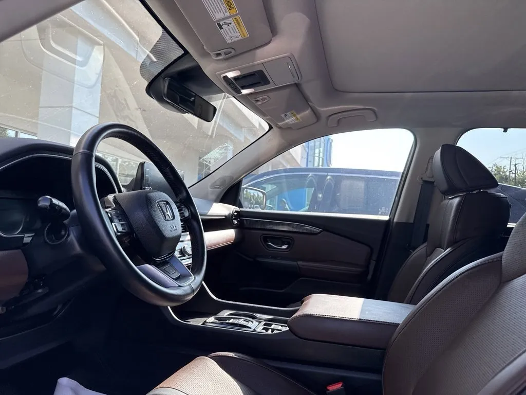 2024 Honda Pilot Elite photo 3