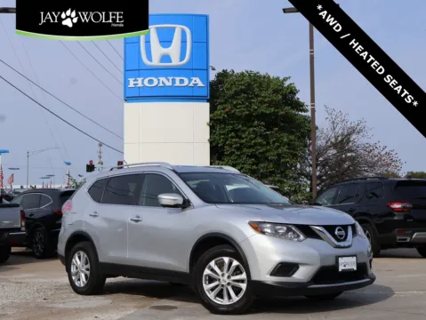 Silver 2015 Nissan Rogue SV for sale in Kansas City, MO