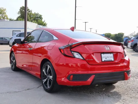 More photos of 2017 Honda Civic Coupe Touring at Jay Wolfe Honda, MO
