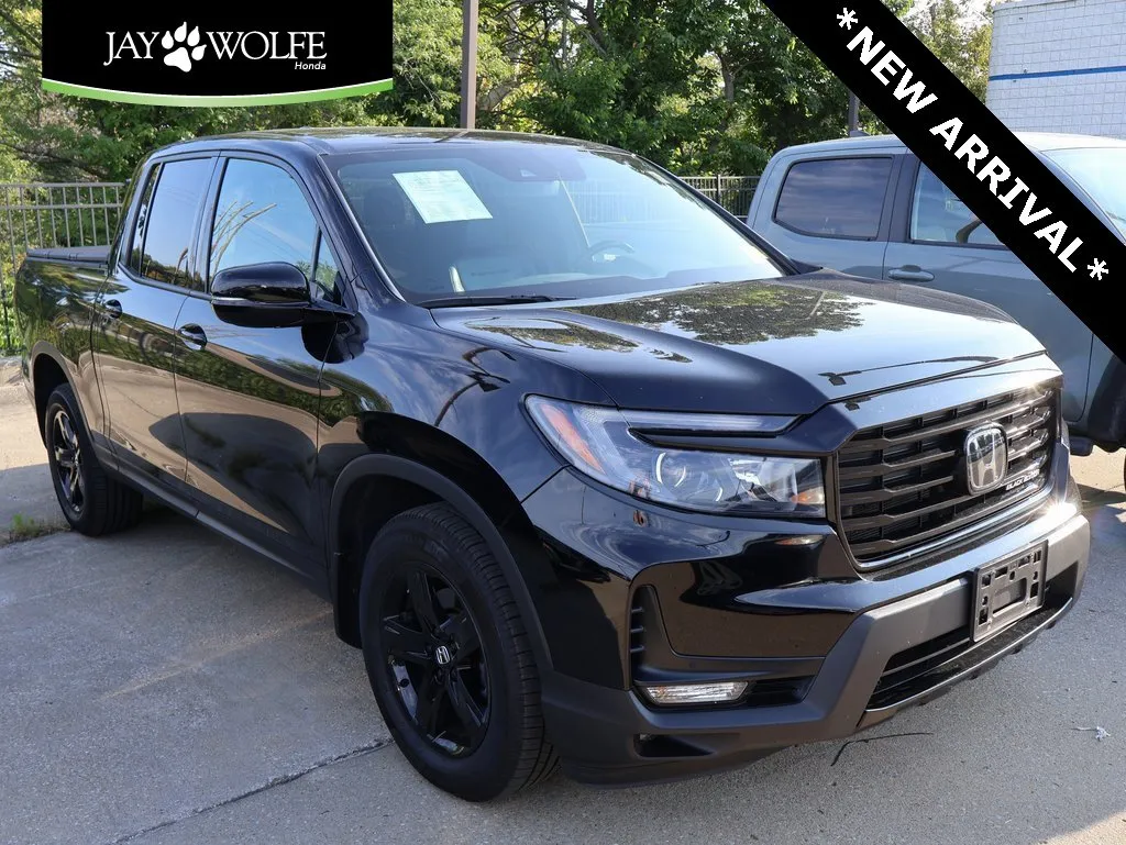 Black 2022 Honda Ridgeline Black Edition for sale in Kansas City, MO