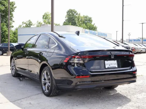 More photos of 2024 Honda Accord Sedan EX at Jay Wolfe Honda, MO