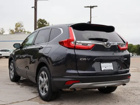 More photos of 2019 Honda CR-V EX at Jay Wolfe Honda, MO