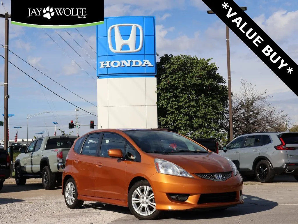 Orange 2009 Honda Fit Sport for sale in Kansas City, MO