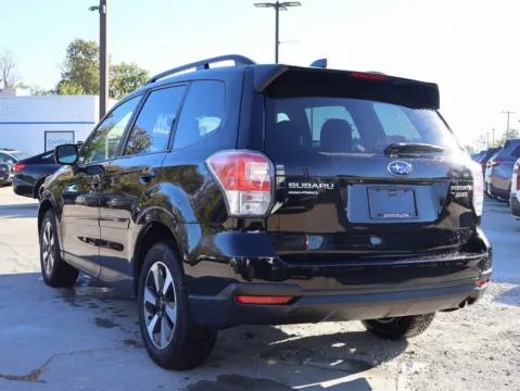 More photos of 2017 Subaru Forester Premium at Jay Wolfe Honda, MO