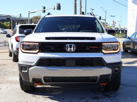 Photos of 2026 Honda Passport TrailSport for sale in Kansas City, MO at Jay Wolfe Honda