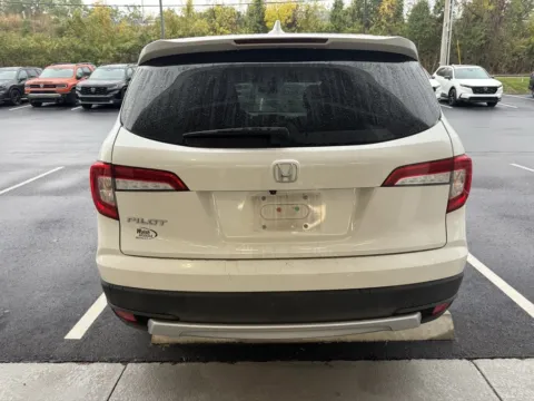 More photos of 2021 Honda Pilot EX at Jay Wolfe Honda, MO