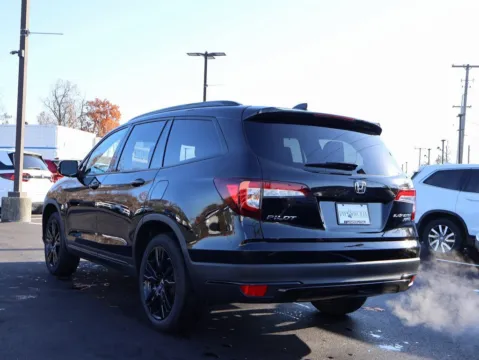 More photos of 2022 Honda Pilot Black Edition at Jay Wolfe Honda, MO