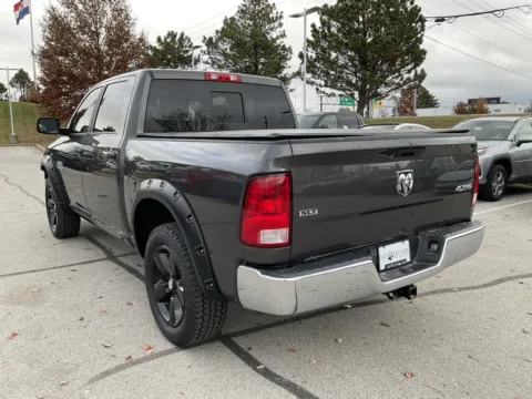 More photos of 2018 Ram 1500 SLT at Jay Wolfe Toyota, MO