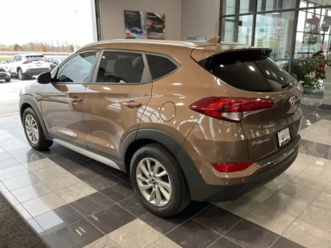 More photos of 2017 Hyundai Tucson SE Plus at Jay Wolfe Toyota, MO