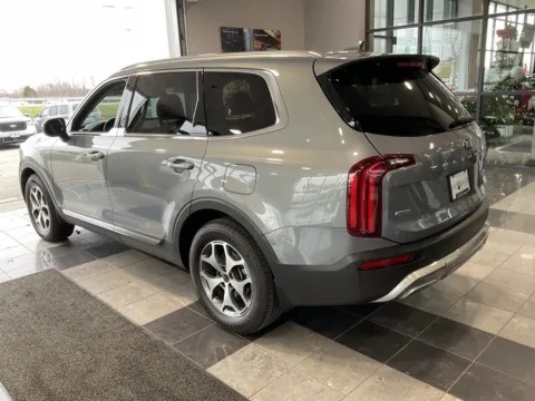 More photos of 2020 Kia Telluride EX at Jay Wolfe Toyota, MO