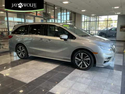 Black 2020 Honda Odyssey Elite for sale in Kansas City, MO