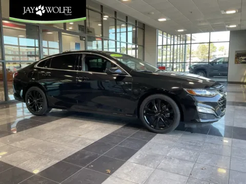 Black 2023 Chevrolet Malibu LT for sale in Kansas City, MO