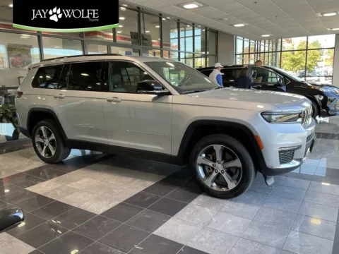 Silver 2024 Jeep Grand Cherokee L Limited for sale in Kansas City, MO
