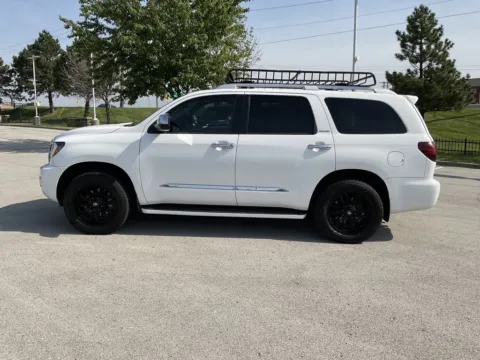 More photos of 2019 Toyota Sequoia Limited at Jay Wolfe Toyota, MO