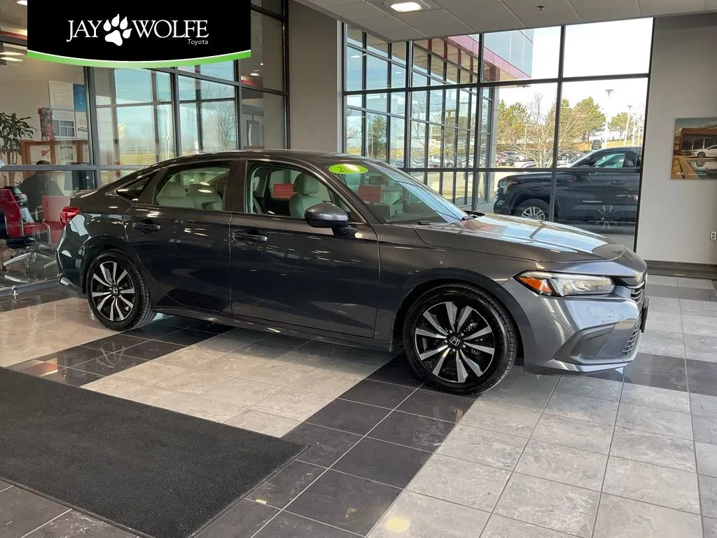 Gray 2022 Honda Civic EX for sale in Kansas City, MO