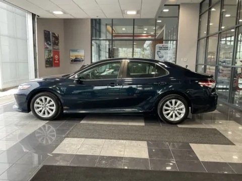 More photos of 2018 Toyota Camry LE at Jay Wolfe Toyota, MO