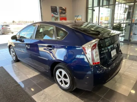 More photos of 2015 Toyota Prius Three at Jay Wolfe Toyota, MO