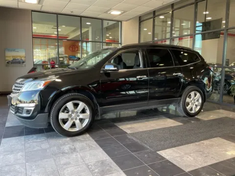 Another view of 2017 Chevrolet Traverse LT for sale in Kansas City, MO at Jay Wolfe Toyota