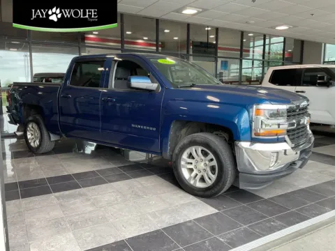 Blue 2017 Chevrolet Silverado 1500 LT for sale in Kansas City, MO
