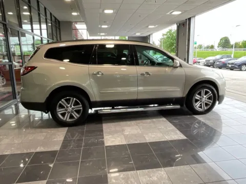 More photos of 2015 Chevrolet Traverse 2LT at Jay Wolfe Toyota, MO
