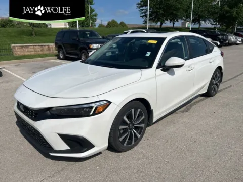 White 2024 Honda Civic EX-L for sale in Kansas City, MO