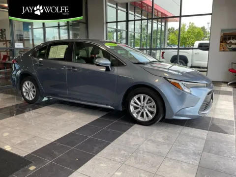 Gray 2023 Toyota Corolla Hybrid XLE for sale in Kansas City, MO