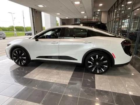 More photos of 2026 Toyota Crown Platinum at Jay Wolfe Toyota, MO