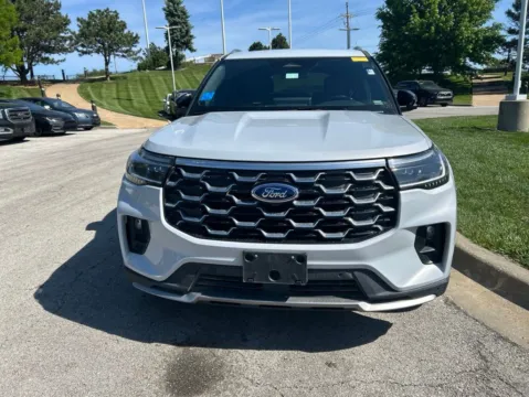 Photos of 2025 Ford Explorer Platinum for sale in Kansas City, MO at Jay Wolfe Toyota