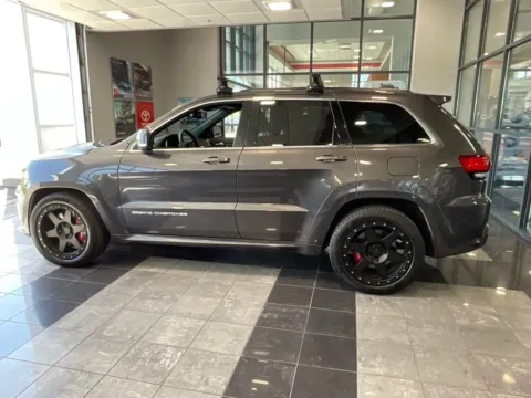 More photos of 2015 Jeep Grand Cherokee SRT at Jay Wolfe Toyota, MO