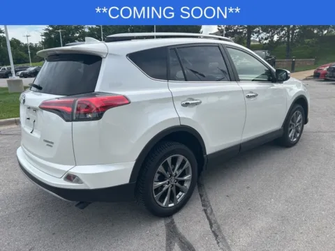 More photos of 2018 Toyota RAV4 Limited at Jay Wolfe Toyota, MO