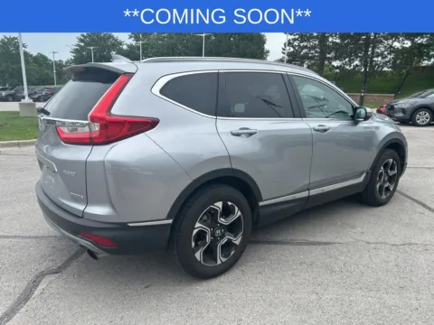 More photos of 2017 Honda CR-V Touring at Jay Wolfe Toyota, MO