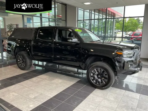 Black 2023 Toyota Tacoma Limited for sale in Kansas City, MO